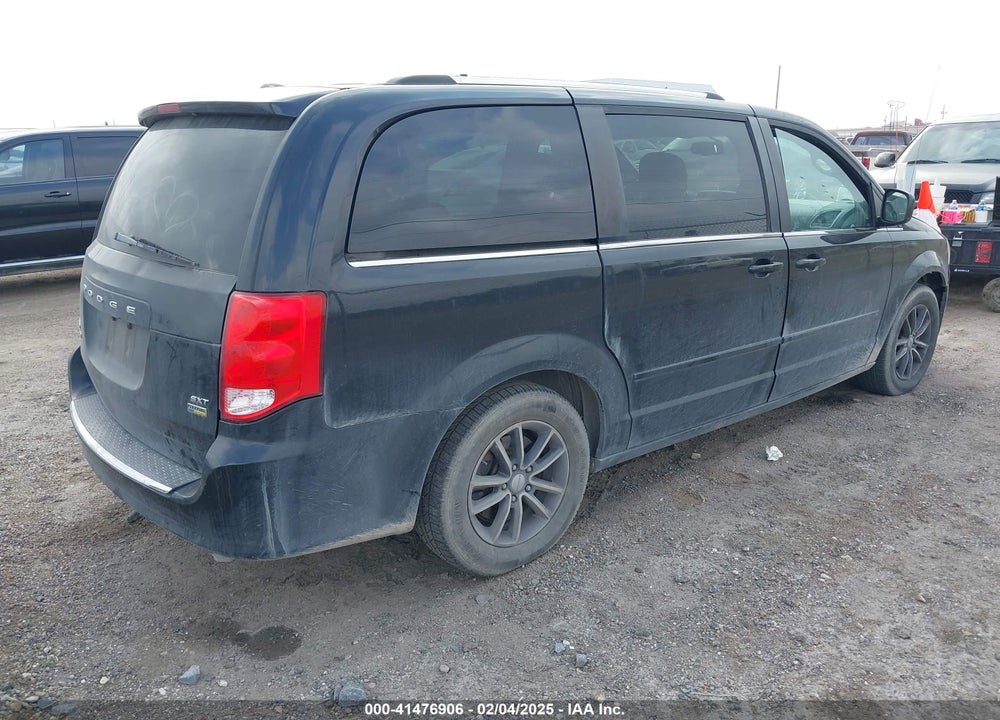 2017 DODGE GRAND CARAVAN SXT VIN: 2C4RDGCG7HR711337