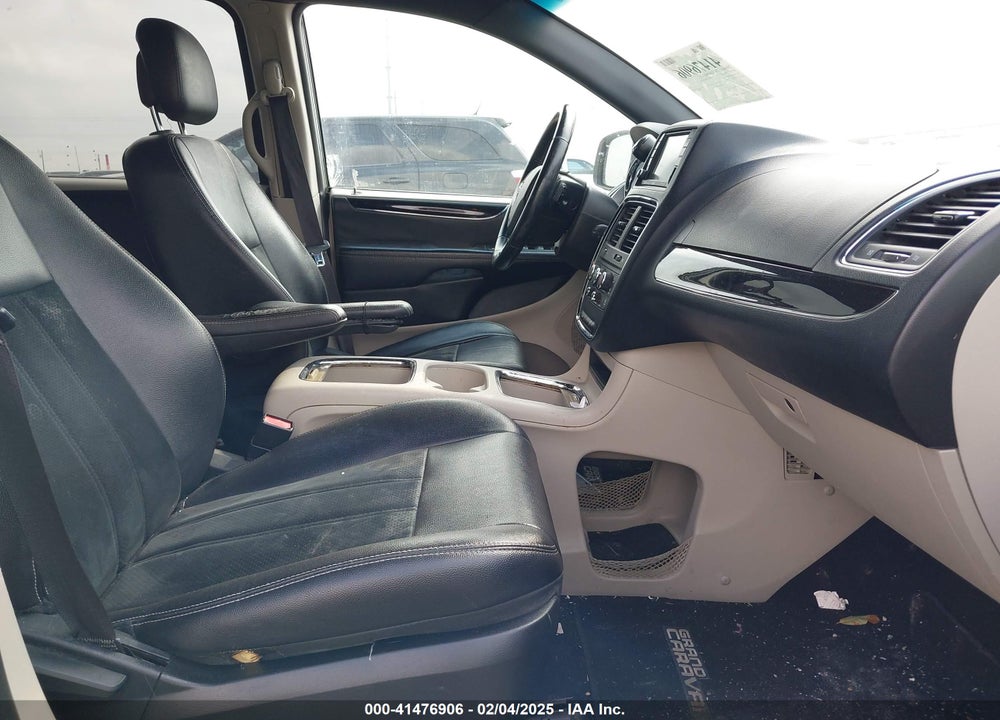 2017 DODGE GRAND CARAVAN SXT VIN: 2C4RDGCG7HR711337
