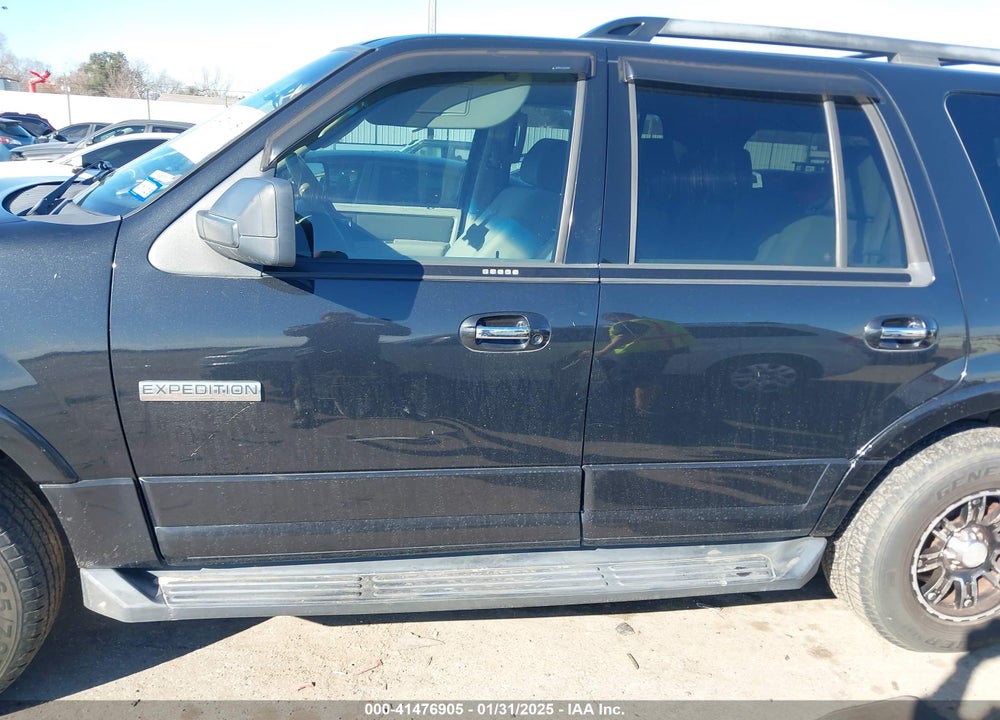 2010 FORD EXPEDITION XLT VIN: 1FMJU1F51AEA07105