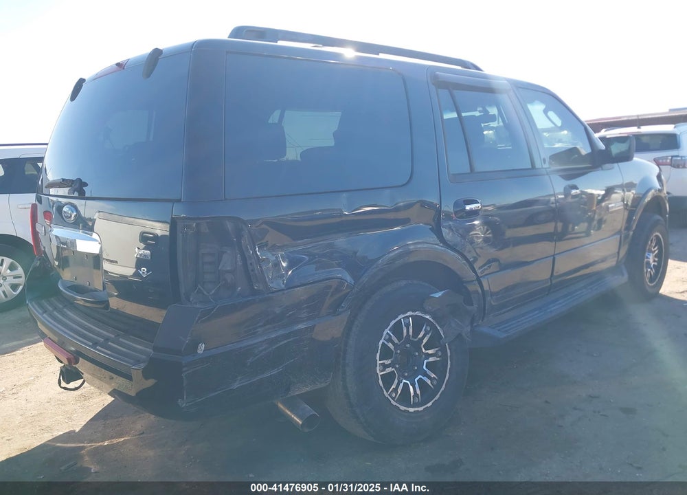 2010 FORD EXPEDITION XLT VIN: 1FMJU1F51AEA07105