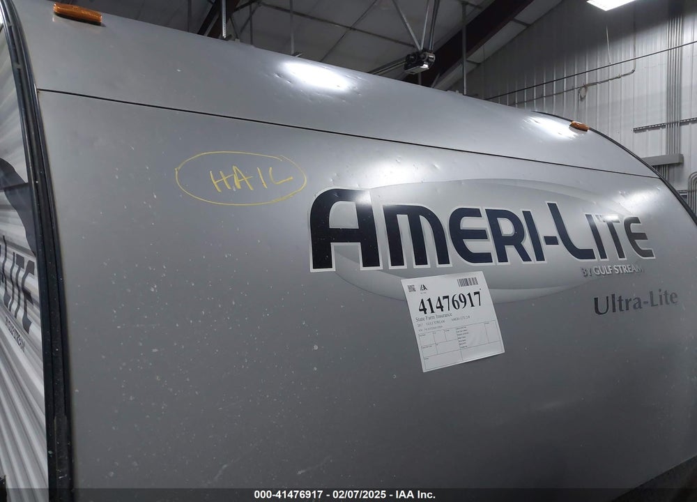 2017 GULF STREAM AMERI-LITE 218MB VIN: 1NL1GTJ2XH1125024