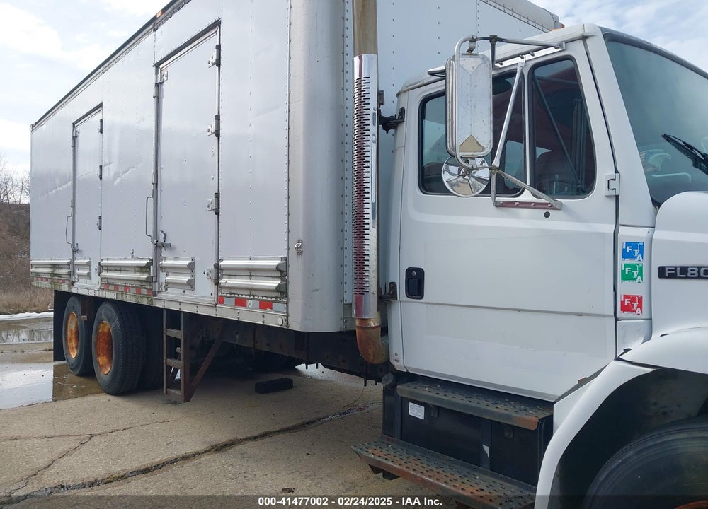 2004 FREIGHTLINER MEDIUM CONVENTIONAL FL80 VIN: 1FVHBXAK04HM51902