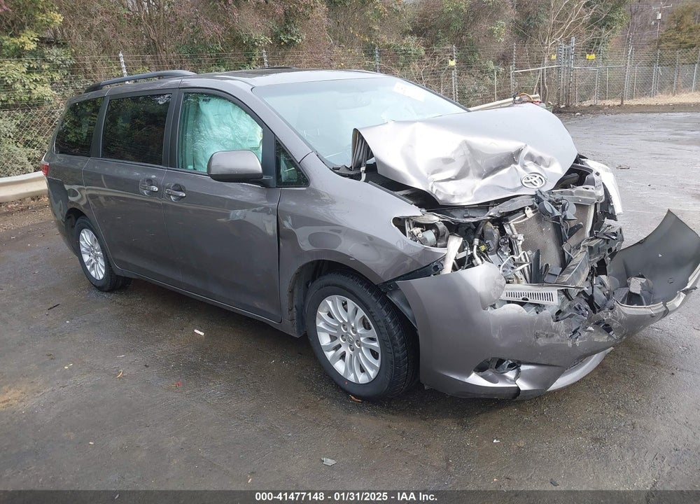 2017 TOYOTA SIENNA XLE LIMITED VIN: 5TDYZ3DC9HS875536
