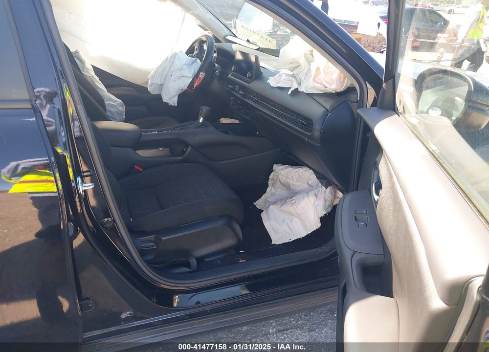 2023 HONDA HR-V VIN: 3CZRZ1H36PM739330
