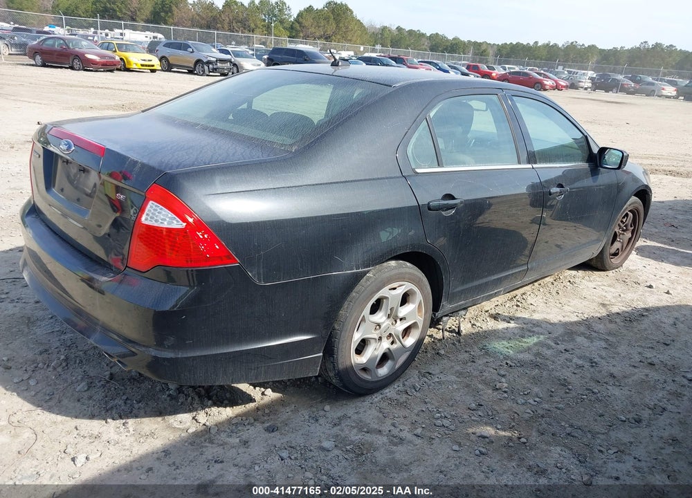2010 FORD FUSION VIN: 3FAHP0HA5AR173032