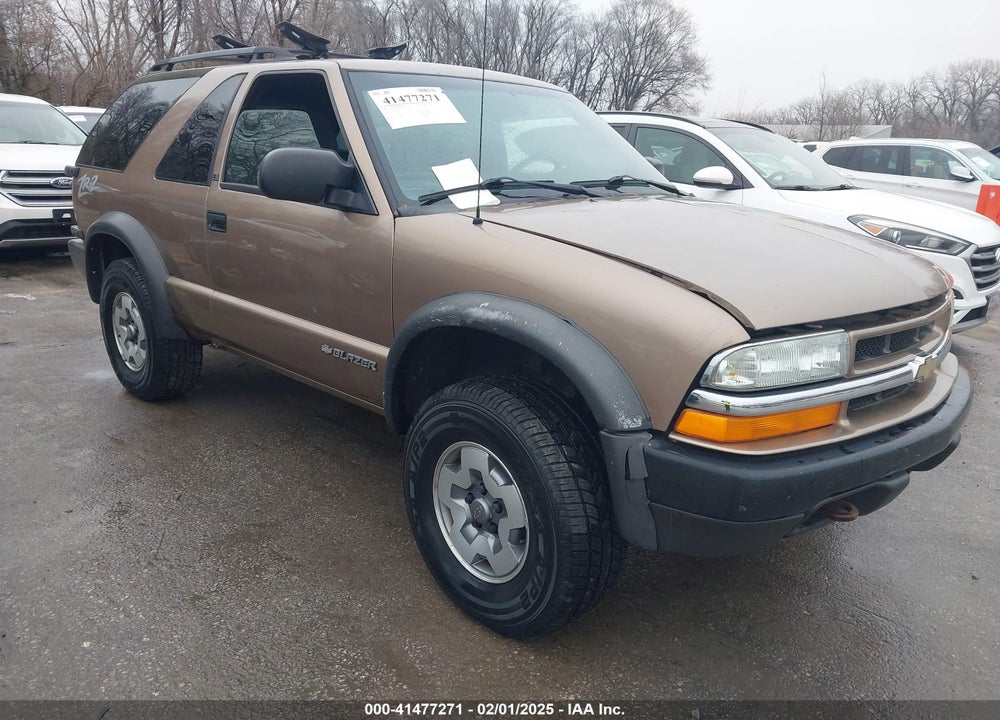 2002 CHEVROLET BLAZER LS VIN: 1GNCT18W52K170422