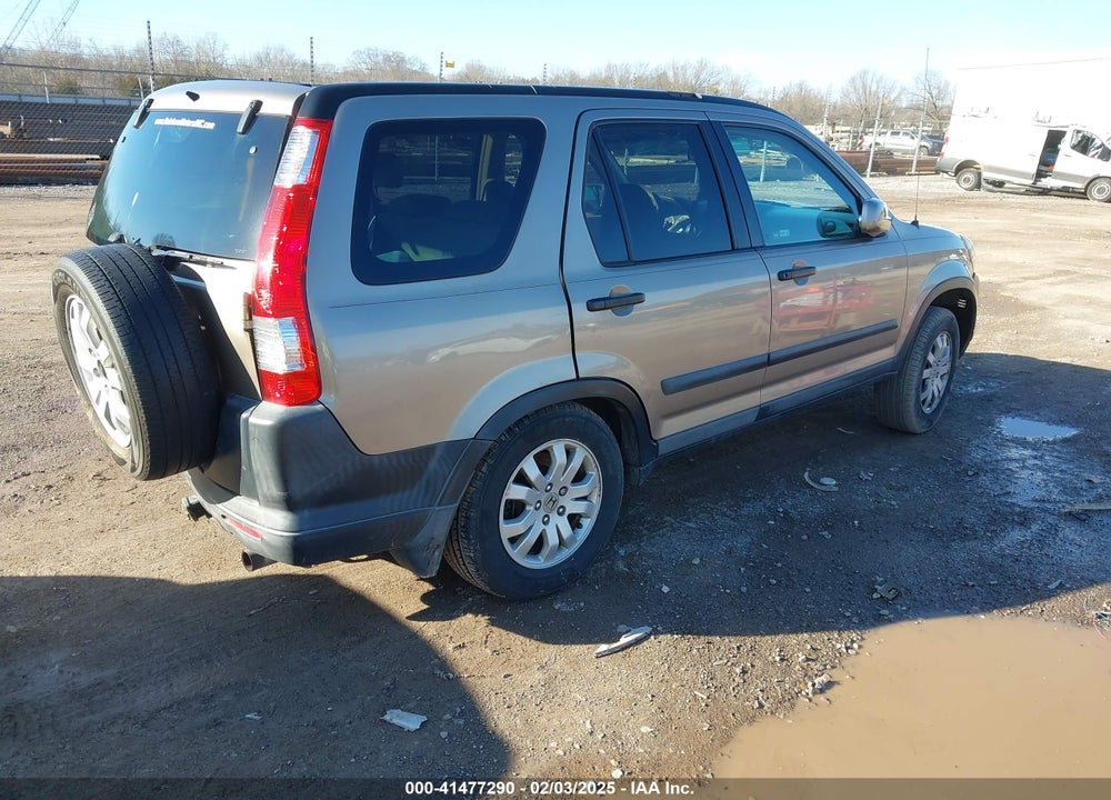 2005 HONDA CR-V VIN: SHSRD78855U336954