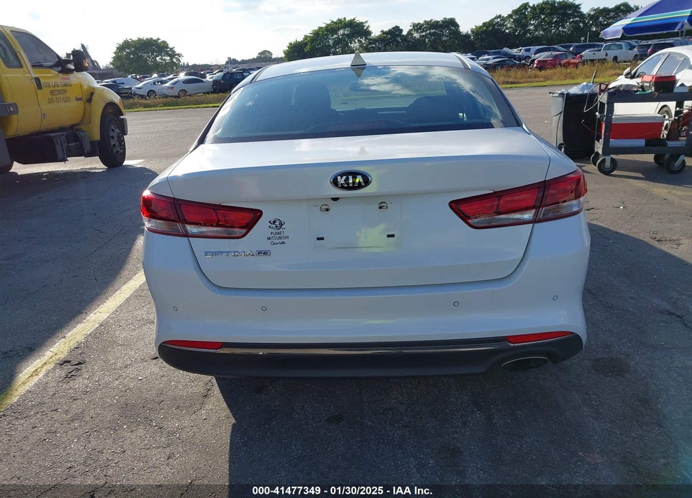 2018 KIA OPTIMA VIN: KNAGT4L37J5205237