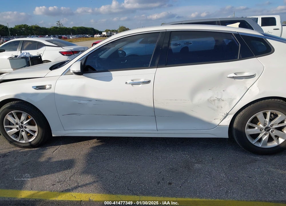 2018 KIA OPTIMA VIN: KNAGT4L37J5205237