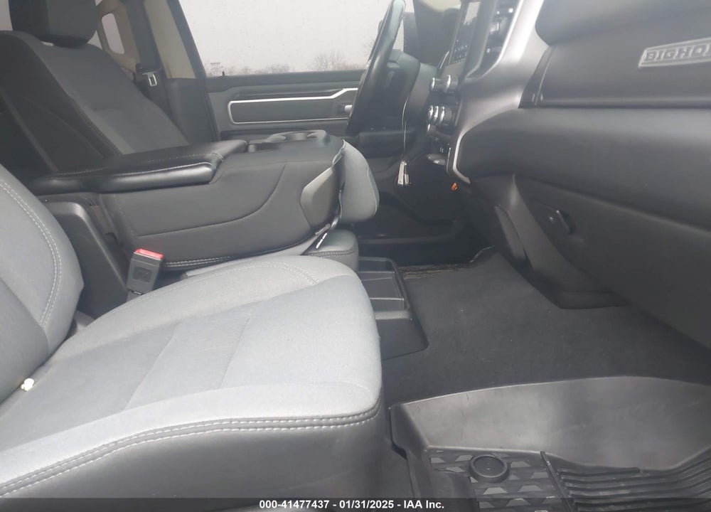 2019 RAM 1500 BIG HORN/LONE STAR 4X4 5'7 BOX VIN: 1C6SRFFT1KN803724