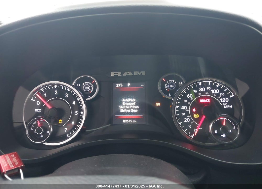 2019 RAM 1500 BIG HORN/LONE STAR 4X4 5'7 BOX VIN: 1C6SRFFT1KN803724