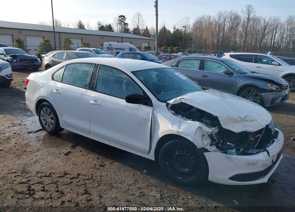 2011 VOLKSWAGEN JETTA 2.0L S VIN: 3VW2K7AJ9BM093570