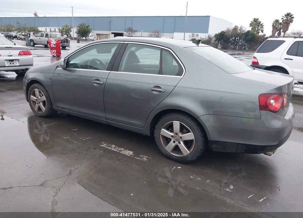 2009 VOLKSWAGEN JETTA VIN: 3VWRZ71K49M157673