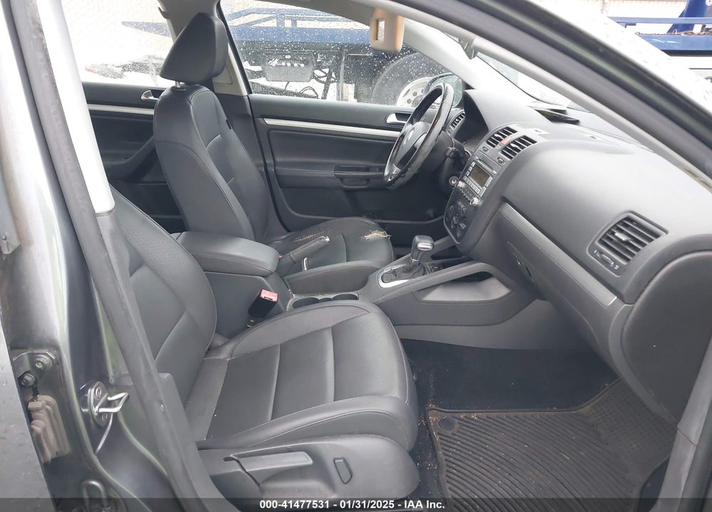 2009 VOLKSWAGEN JETTA VIN: 3VWRZ71K49M157673
