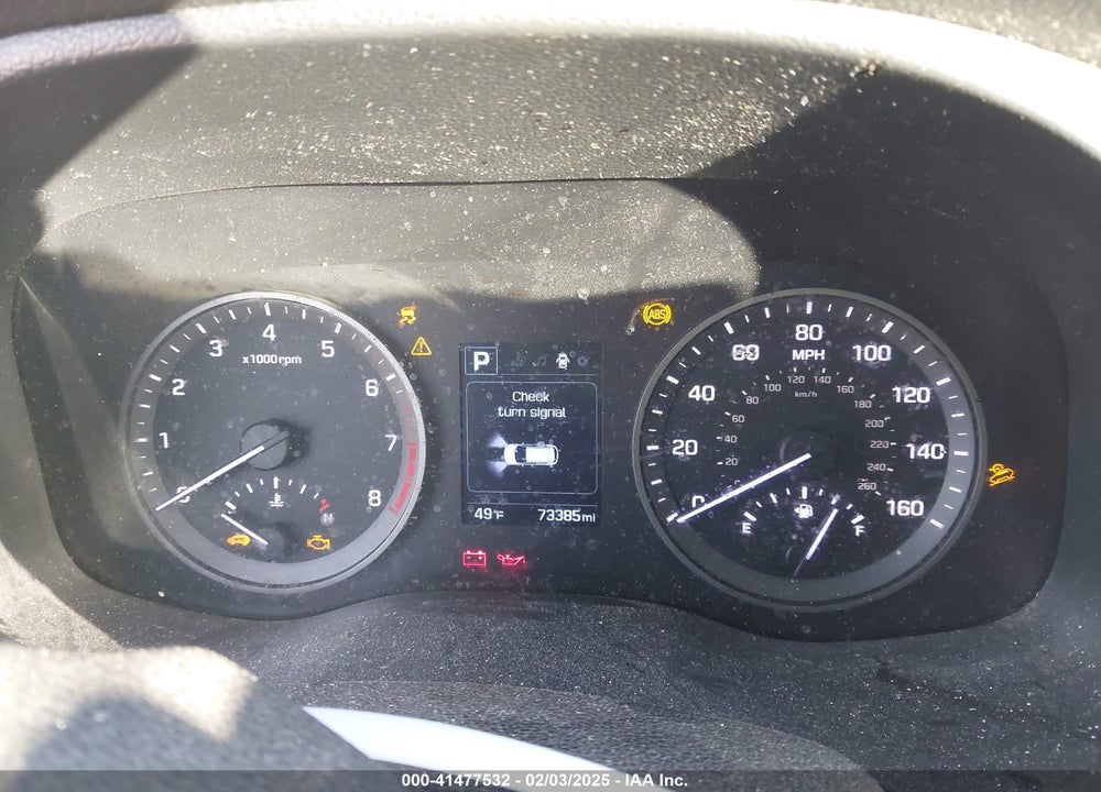 2017 HYUNDAI TUCSON VIN: KM8J33A24HU371773