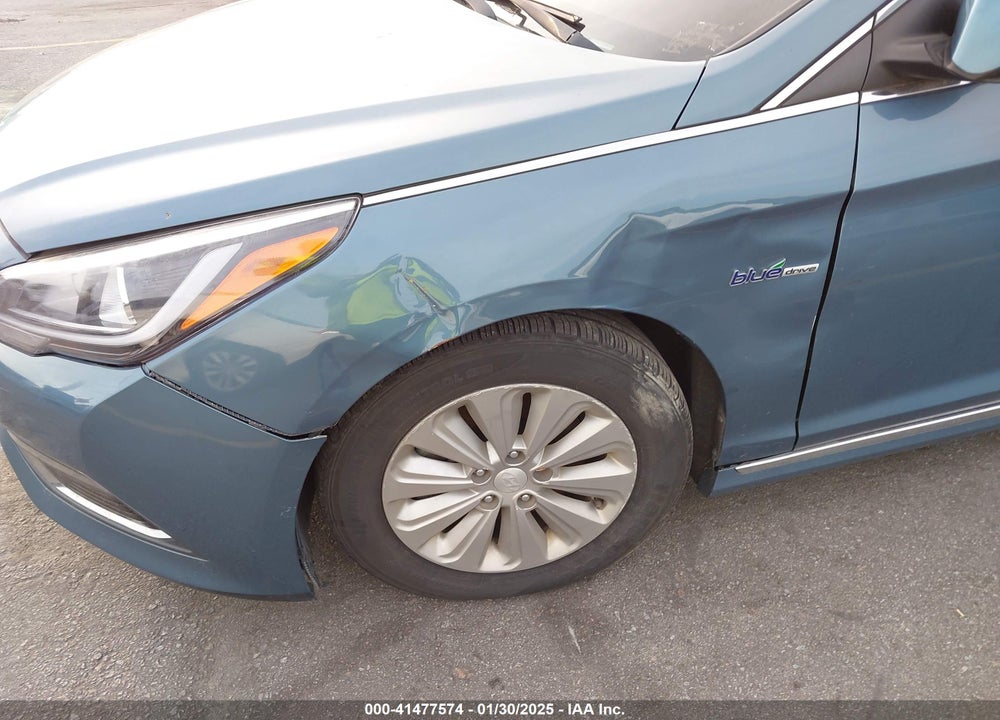 2016 HYUNDAI SONATA HYBRID SE VIN: KMHE24L10GA010863