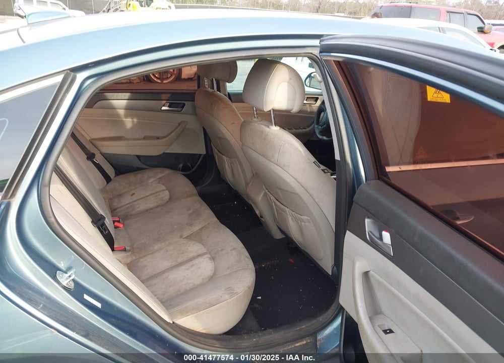 2016 HYUNDAI SONATA HYBRID SE VIN: KMHE24L10GA010863
