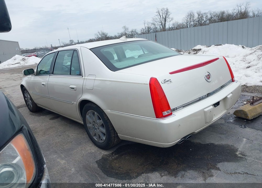 2011 CADILLAC DTS PREMIUM COLLECTION VIN: 1G6KH5E62BU126967