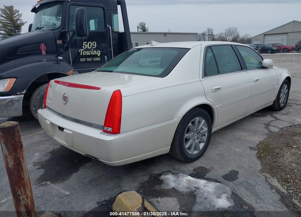2011 CADILLAC DTS PREMIUM COLLECTION VIN: 1G6KH5E62BU126967