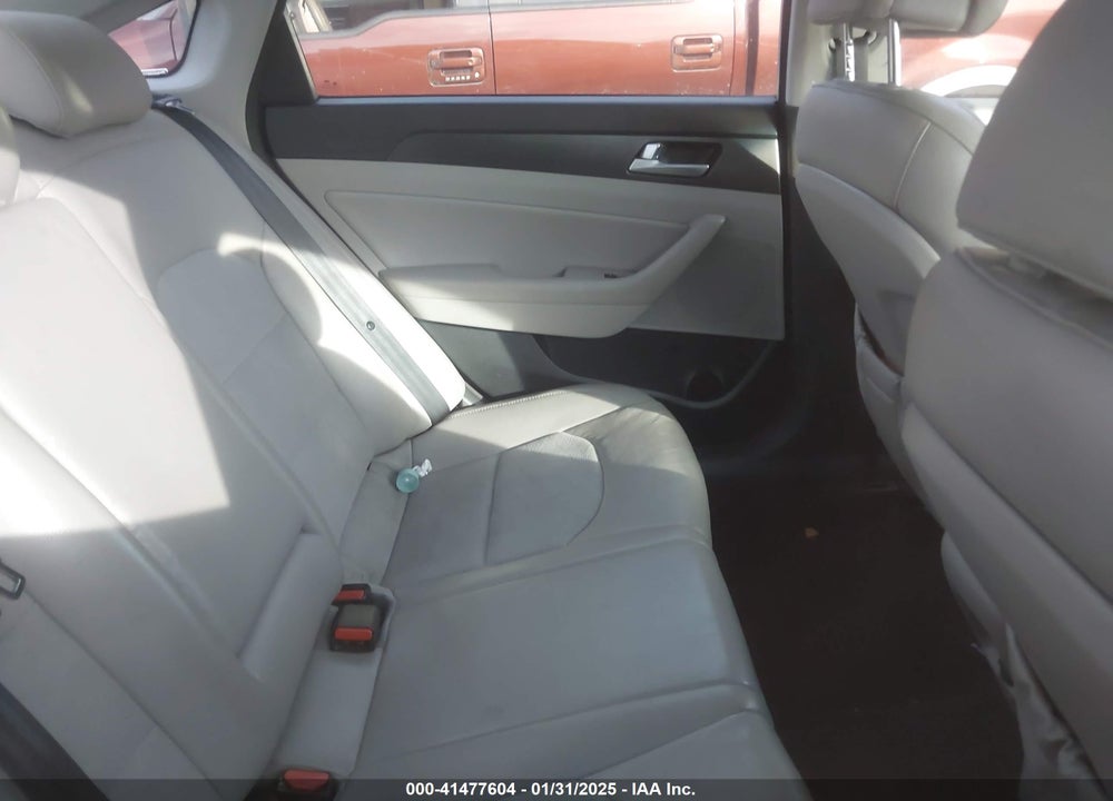 2015 HYUNDAI SONATA SPORT VIN: 5NPE34AF1FH243514
