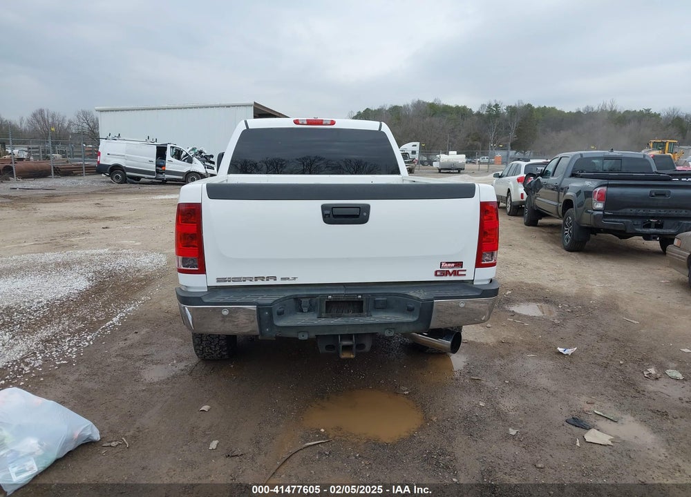 2012 GMC SIERRA 2500HD VIN: 1GT121C81CF116511