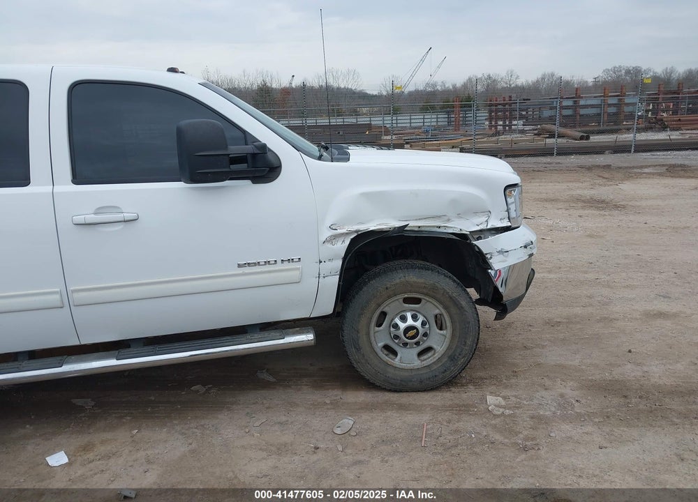 2012 GMC SIERRA 2500HD VIN: 1GT121C81CF116511