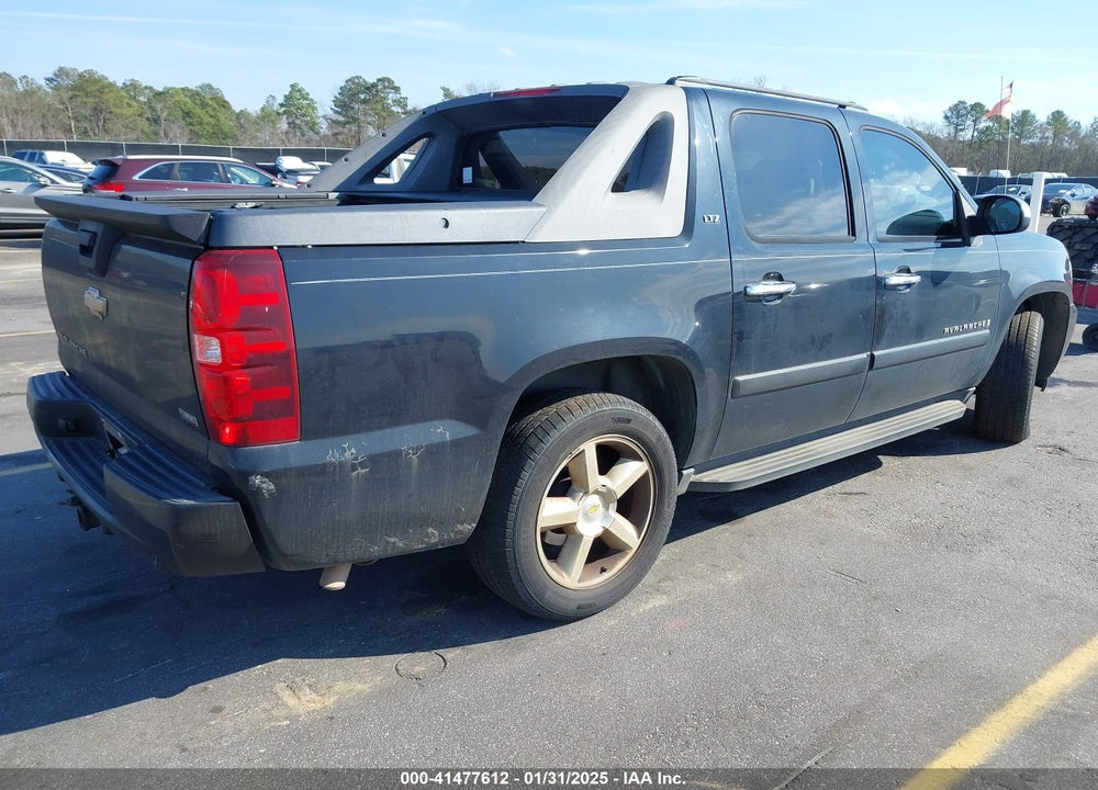 2008 CHEVROLET AVALANCHE 1500 LTZ VIN: 3GNFK12308G224448