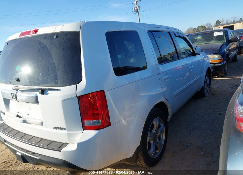 2015 HONDA PILOT VIN: 5FNYF4H56FB073781