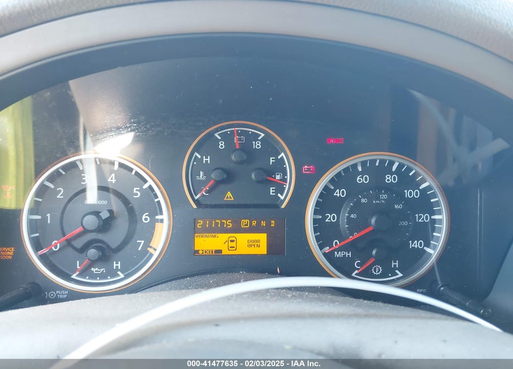 2011 NISSAN ARMADA SV VIN: 5N1BA0ND2BN615202