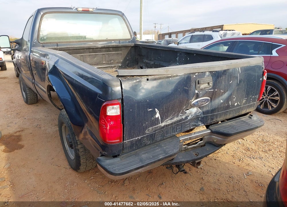 2001 FORD F-250 XL/XLT VIN: 1FTNF21L21EB78182