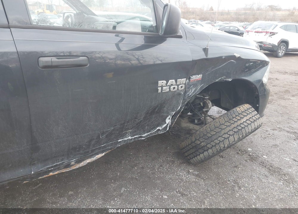 2015 RAM 1500 VIN: 1C6RR6KT5FS530184