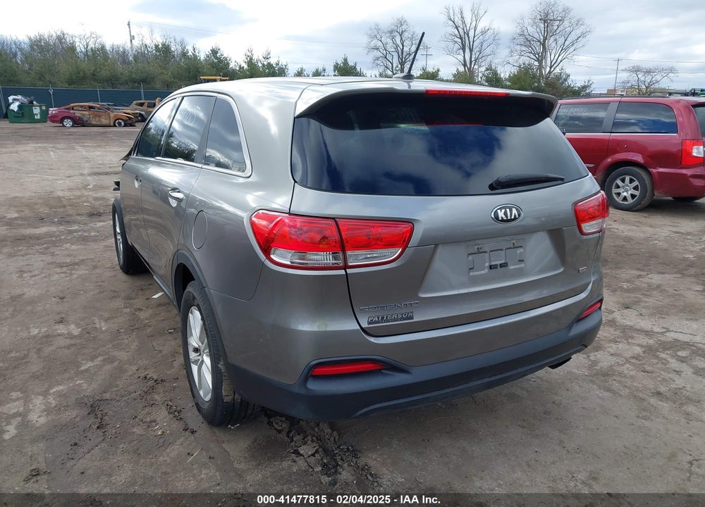 2016 KIA SORENTO 2.4L L VIN: 5XYPG4A36GG124871