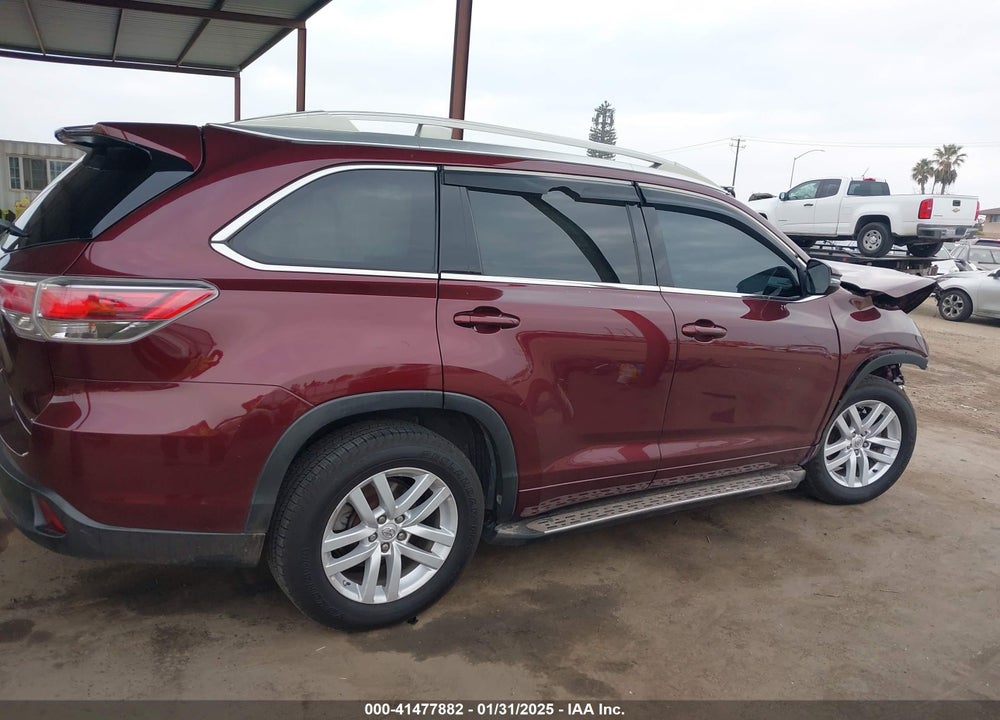 2014 TOYOTA HIGHLANDER LE VIN: 5TDZARFHXES006608