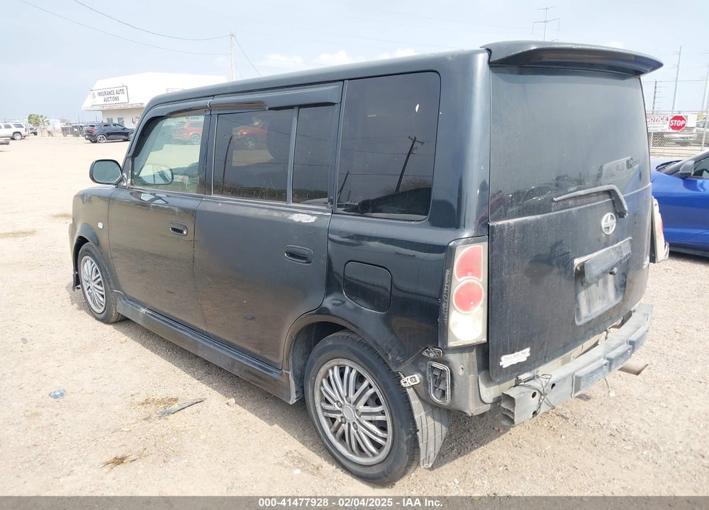 2005 SCION XB VIN: JTLKT324350182550