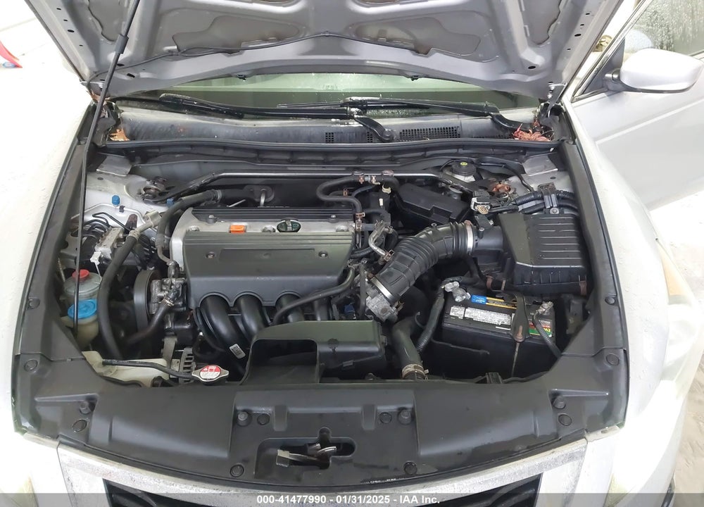 2008 HONDA ACCORD VIN: 1HGCP26818A069451