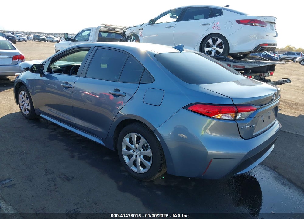 2022 TOYOTA COROLLA VIN: 5YFEPMAE7NP381667