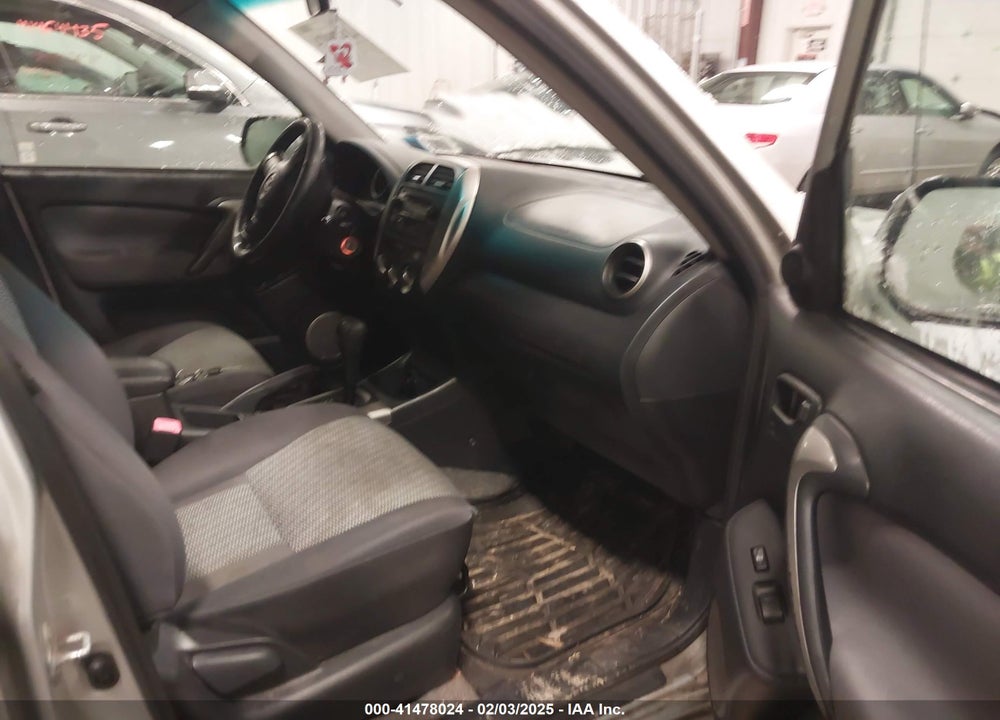 2004 TOYOTA RAV4 VIN: JTEHD20V240034487