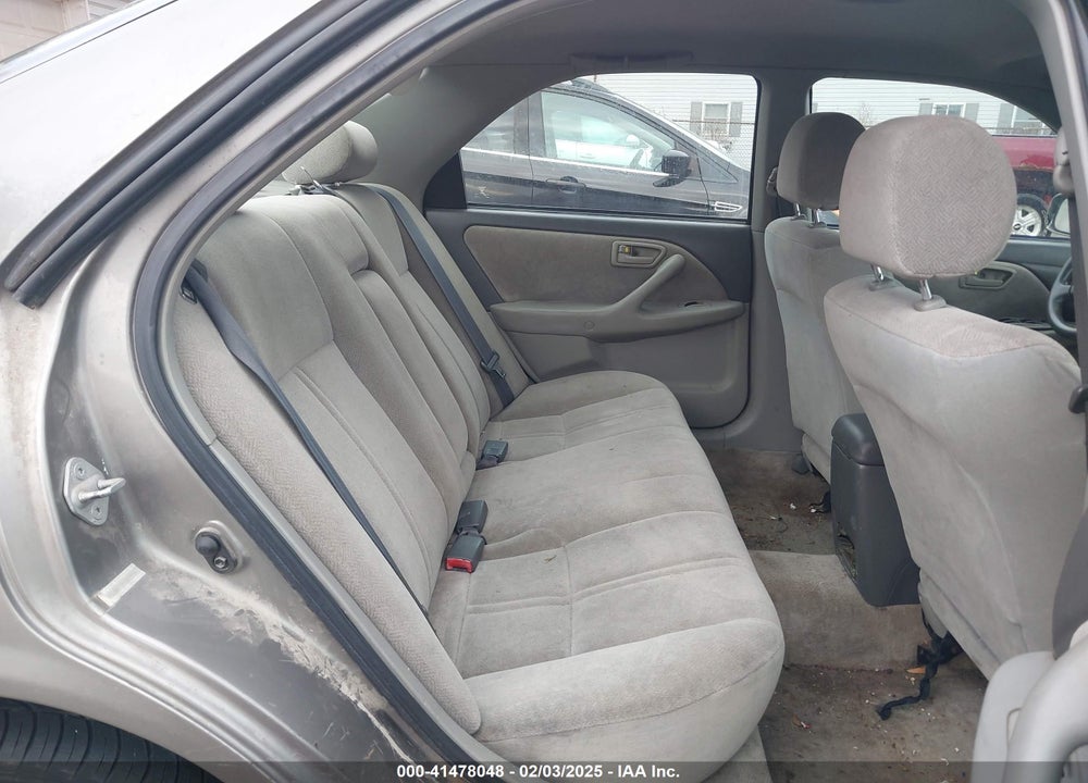 2001 TOYOTA CAMRY CE VIN: 4T1BG22K91U083741