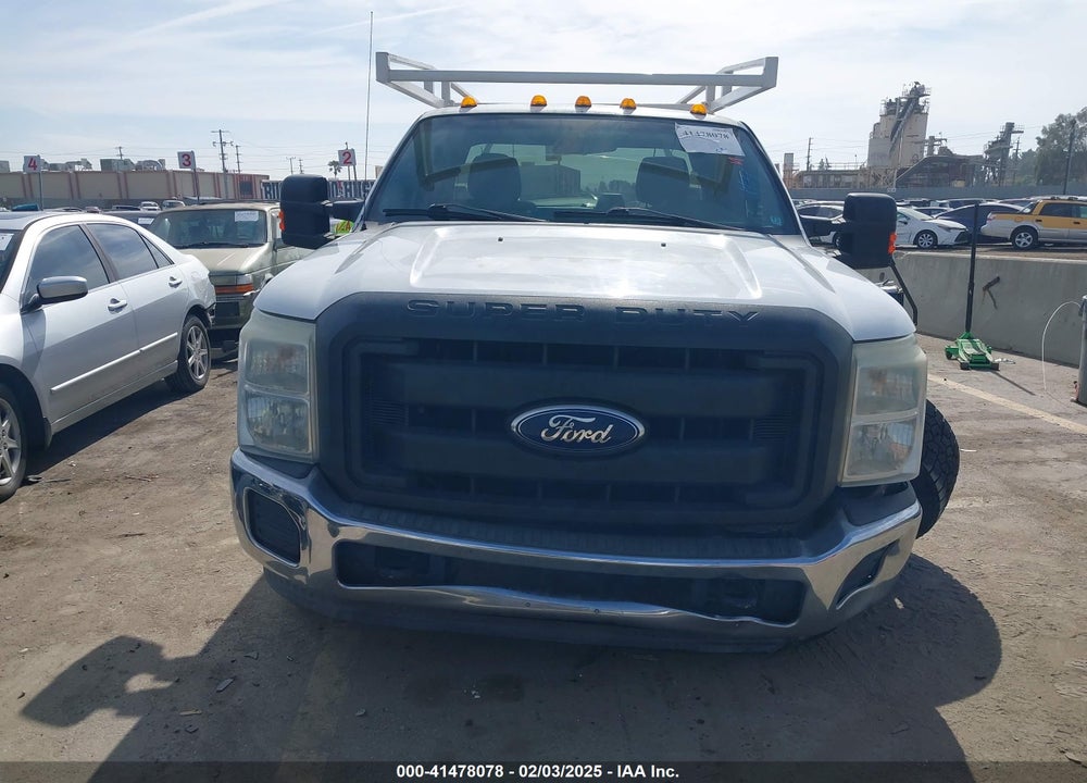 2011 FORD F-350 CHASSIS LARIAT/XL/XLT VIN: 1FD8X3E64BEC82528