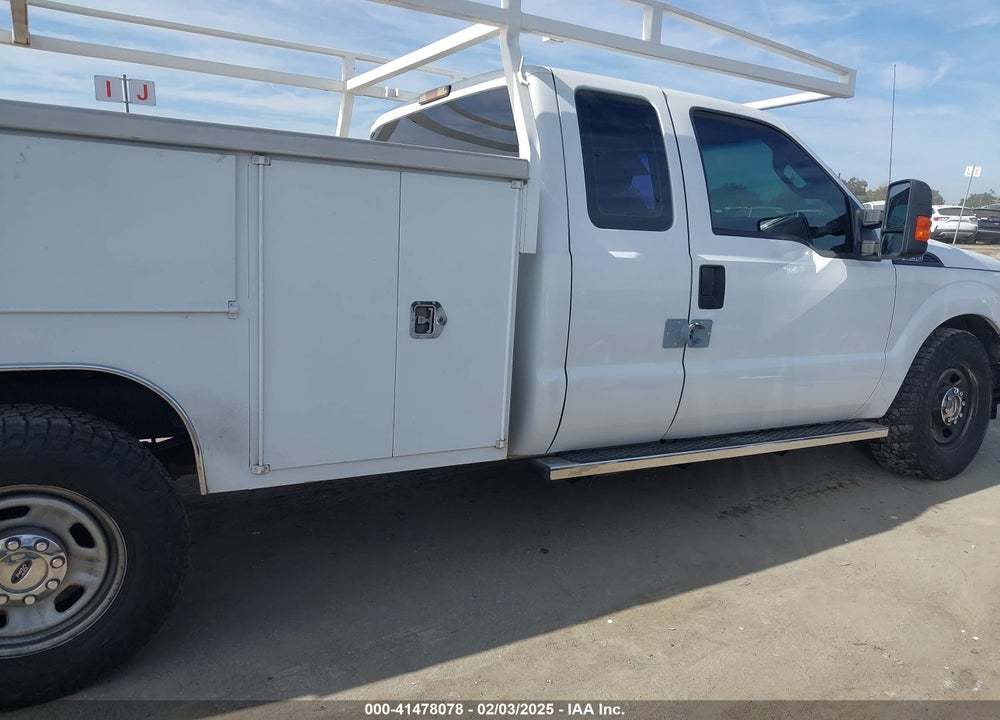 2011 FORD F-350 CHASSIS LARIAT/XL/XLT VIN: 1FD8X3E64BEC82528