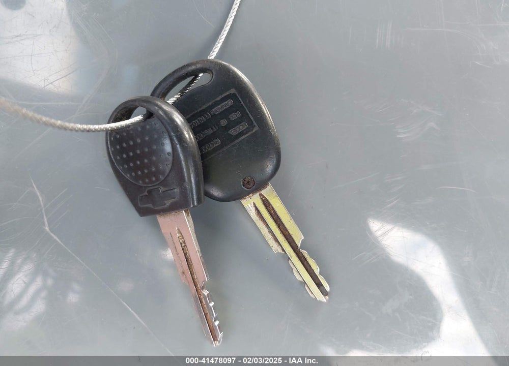 2004 CHEVROLET AVEO LS VIN: KL1TJ62644B152895