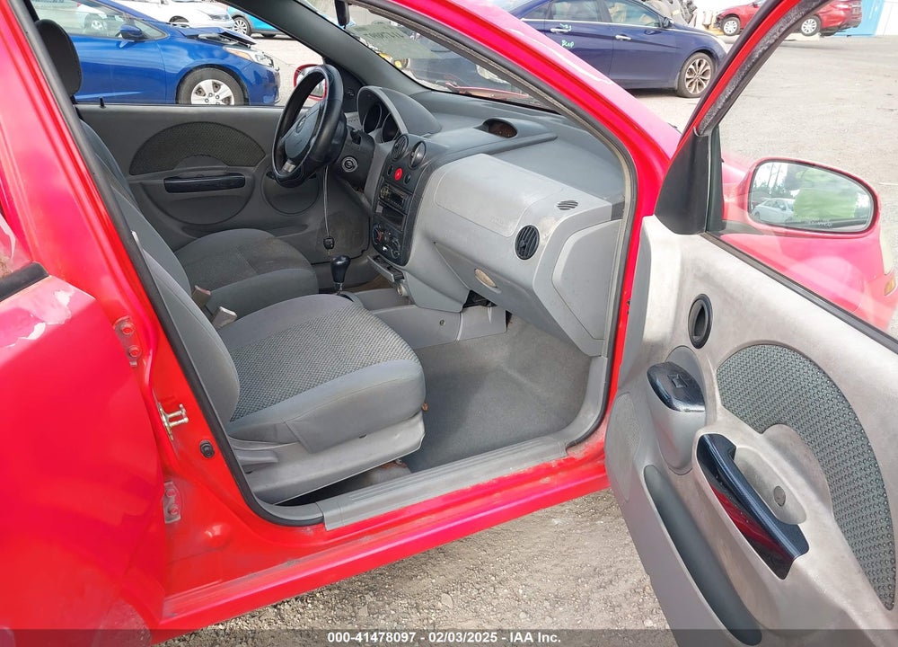2004 CHEVROLET AVEO LS VIN: KL1TJ62644B152895