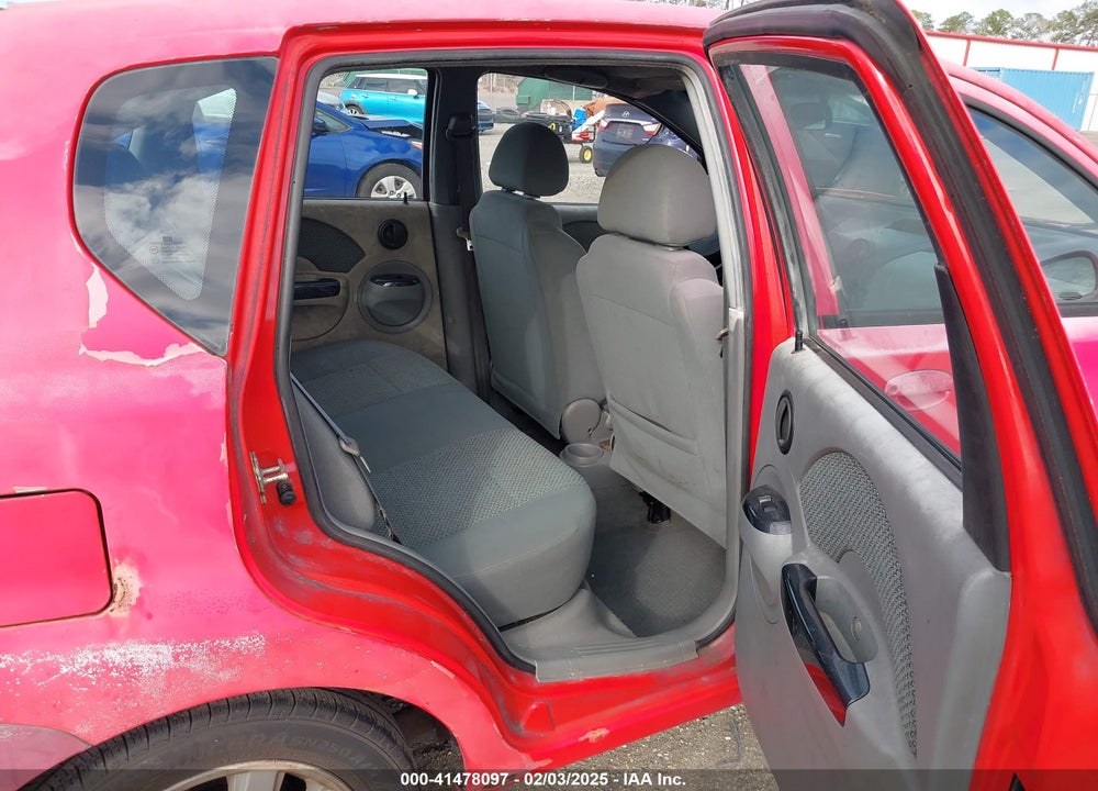 2004 CHEVROLET AVEO LS VIN: KL1TJ62644B152895