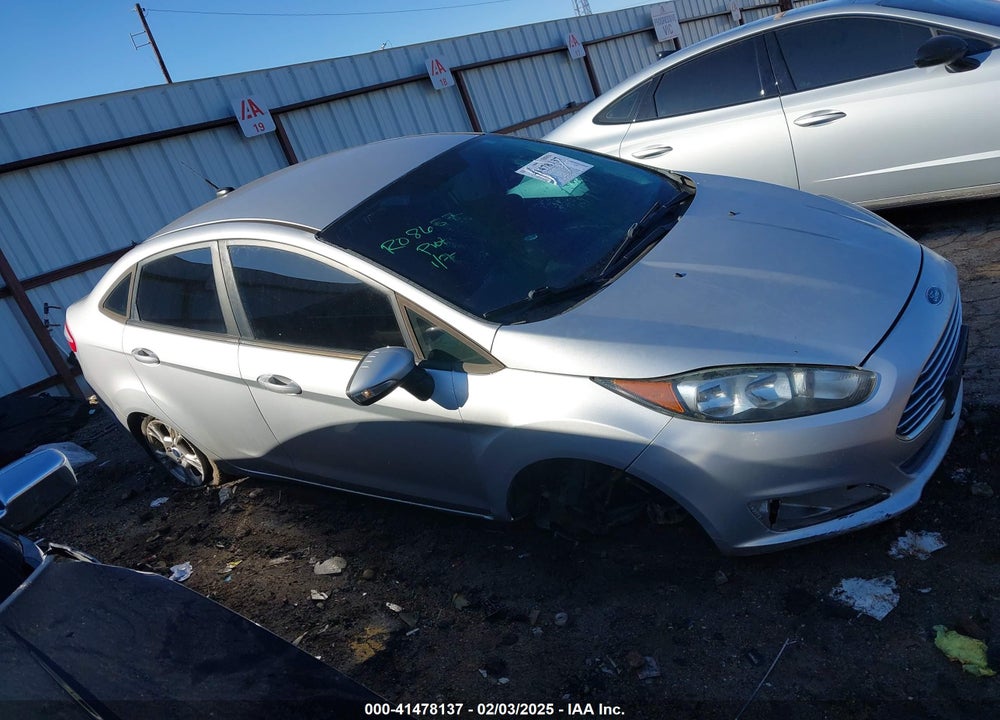 2015 FORD FIESTA VIN: 3FADP4BJ6FM117460