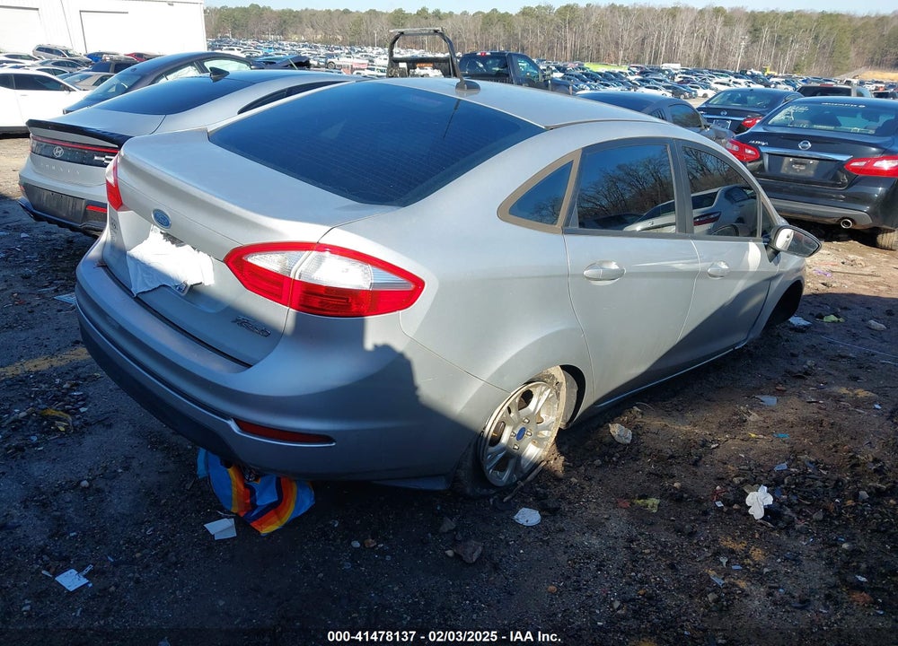 2015 FORD FIESTA VIN: 3FADP4BJ6FM117460