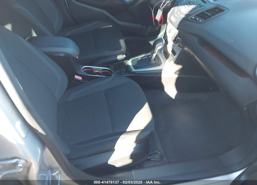 2015 FORD FIESTA VIN: 3FADP4BJ6FM117460
