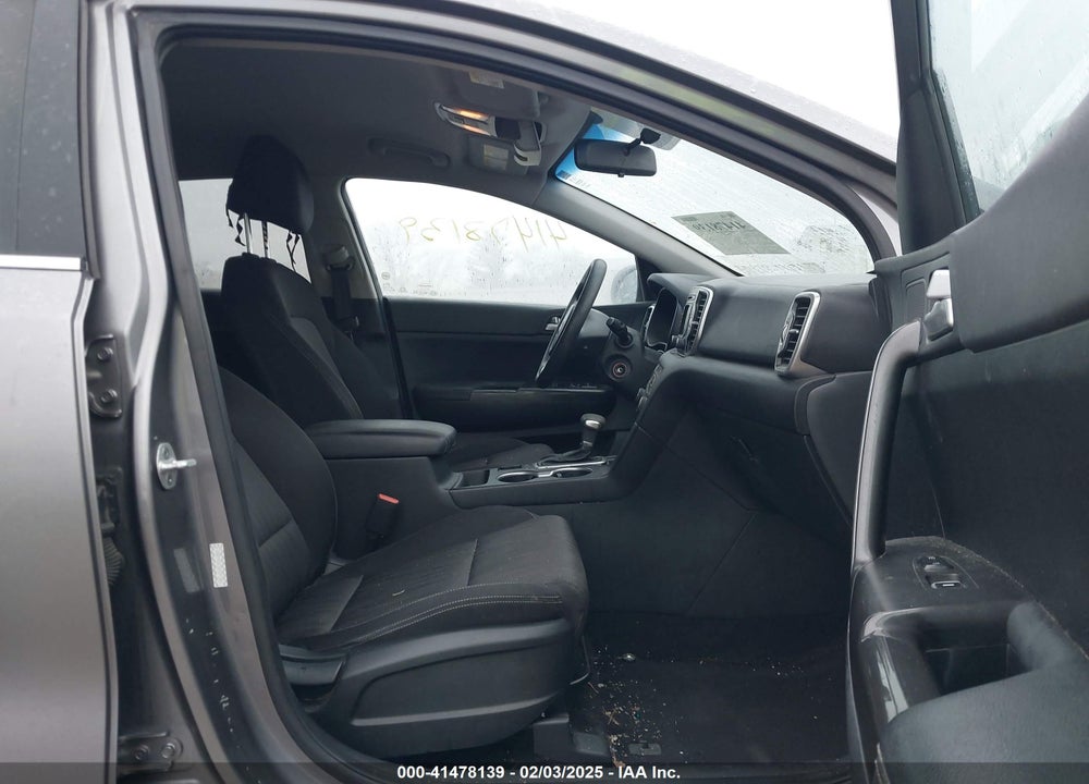 2017 KIA SPORTAGE VIN: KNDPMCAC8H7091485