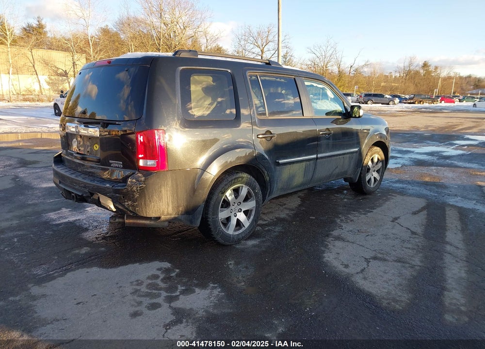 2015 HONDA PILOT TOURING VIN: 5FNYF4H90FB062729
