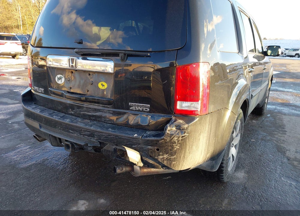 2015 HONDA PILOT TOURING VIN: 5FNYF4H90FB062729