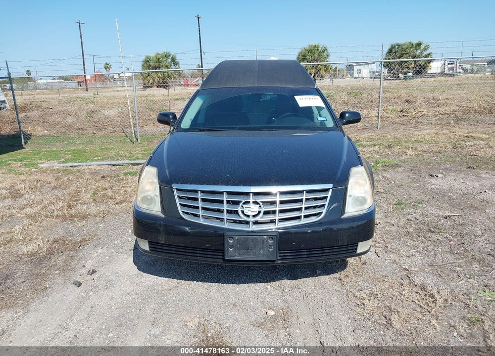 2011 CADILLAC DTS STANDARD VIN: 1GE7K9C68BU600572